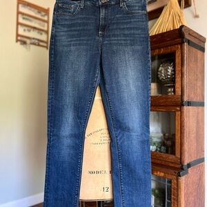 Lucky Brand Bridgette skinny jeans size 6 frayed bottoms